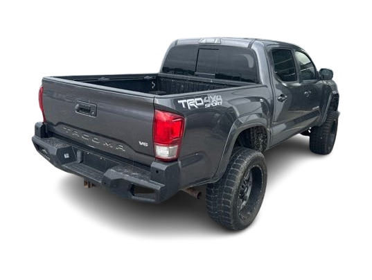 Thumbnail: 2017 Toyota Tacoma - 14