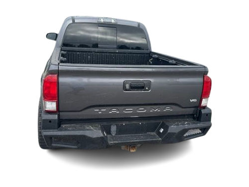 Thumbnail: 2017 Toyota Tacoma - 9