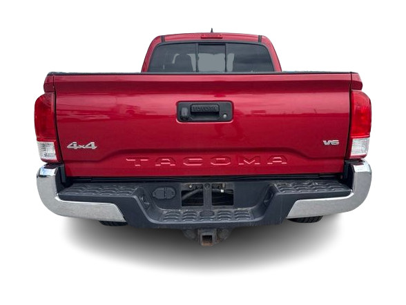 Thumbnail: 2017 Toyota Tacoma - 5