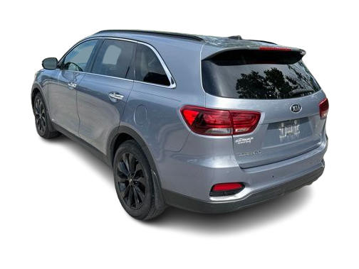 Thumbnail: 2020 Kia Sorento - 4