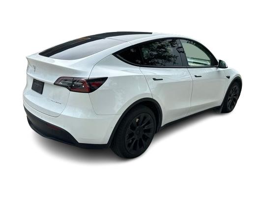 Thumbnail: 2022 Tesla Model Y - 20