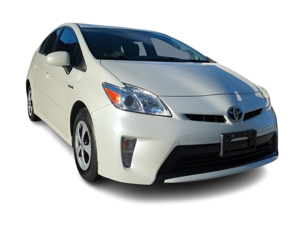 Thumbnail: 2015 Toyota Prius - 21