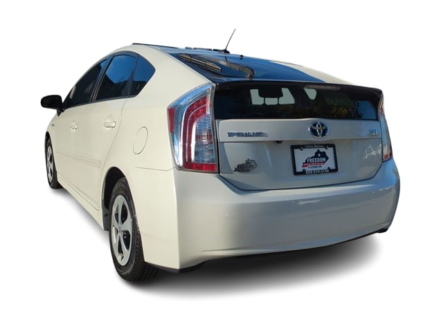 Thumbnail: 2015 Toyota Prius - 4