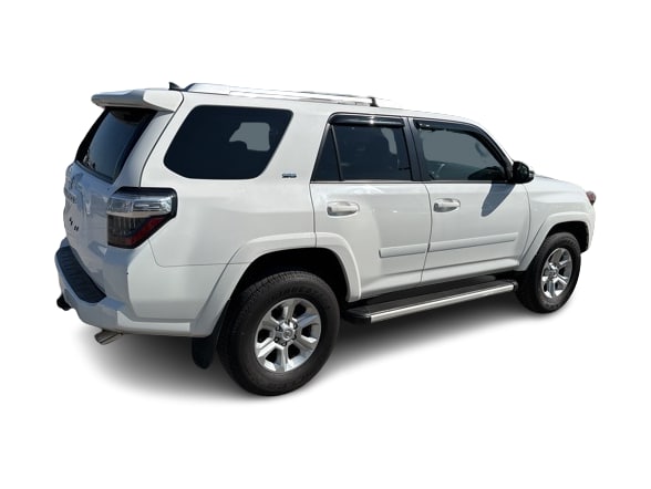 Thumbnail: 2015 Toyota 4Runner - 25