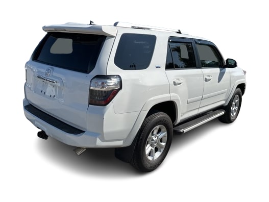 Thumbnail: 2015 Toyota 4Runner - 23