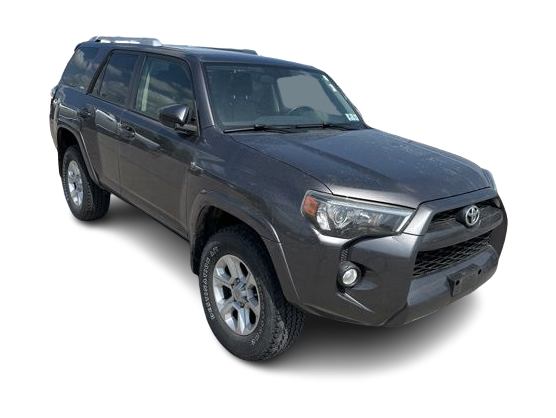 Thumbnail: 2015 Toyota 4Runner - 23