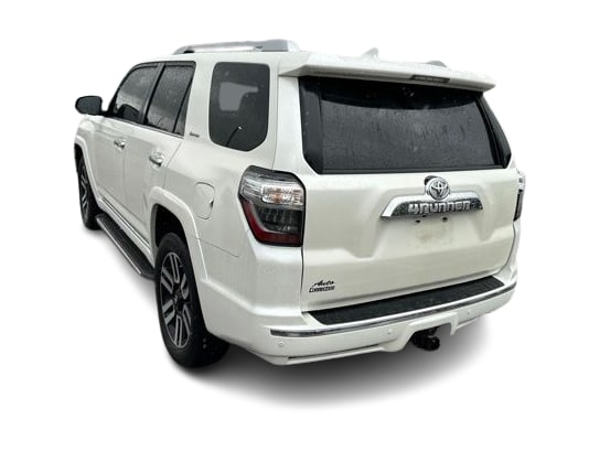 Thumbnail: 2016 Toyota 4Runner - 20