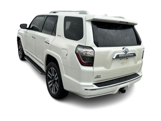 Thumbnail: 2016 Toyota 4Runner - 19