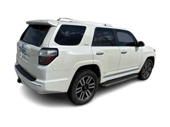 Thumbnail: 2016 Toyota 4Runner - 23