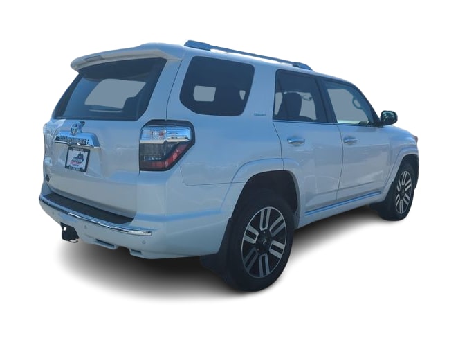 Thumbnail: 2016 Toyota 4Runner - 22