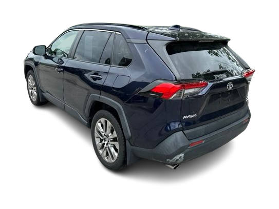 Thumbnail: 2019 Toyota RAV4 - 3