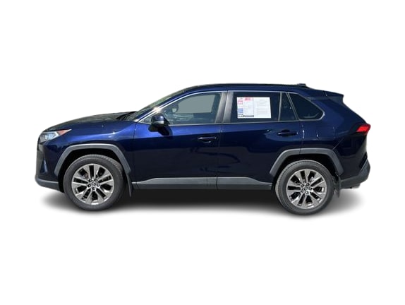 Thumbnail: 2019 Toyota RAV4 - 3