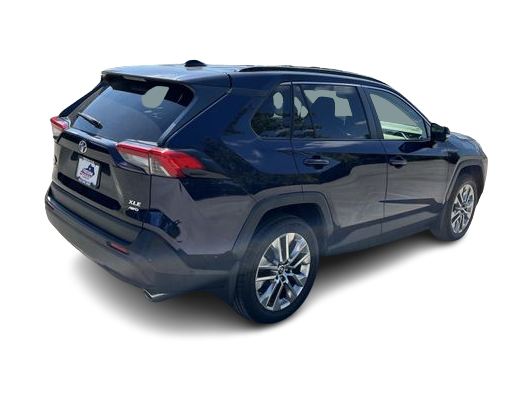 Thumbnail: 2019 Toyota RAV4 - 19