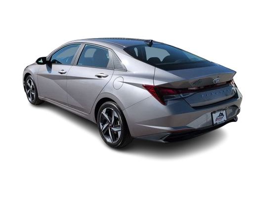 Thumbnail: 2023 Hyundai Elantra - 4