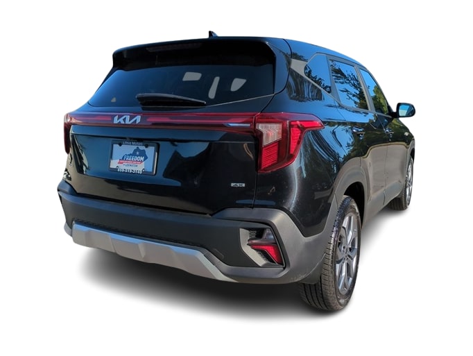 Thumbnail: 2024 Kia Seltos - 22