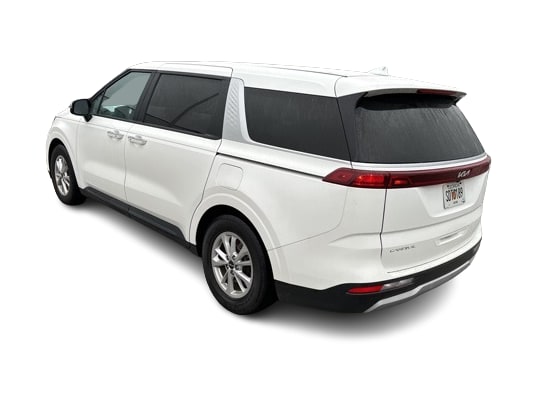 Thumbnail: 2023 Kia Carnival - 4