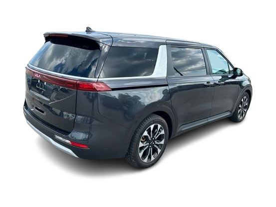 Thumbnail: 2023 Kia Carnival - 16