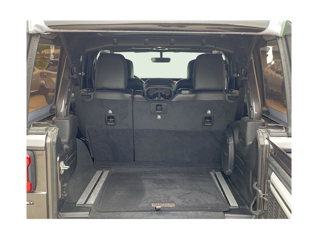 Thumbnail: 2019 Jeep Wrangler - 17