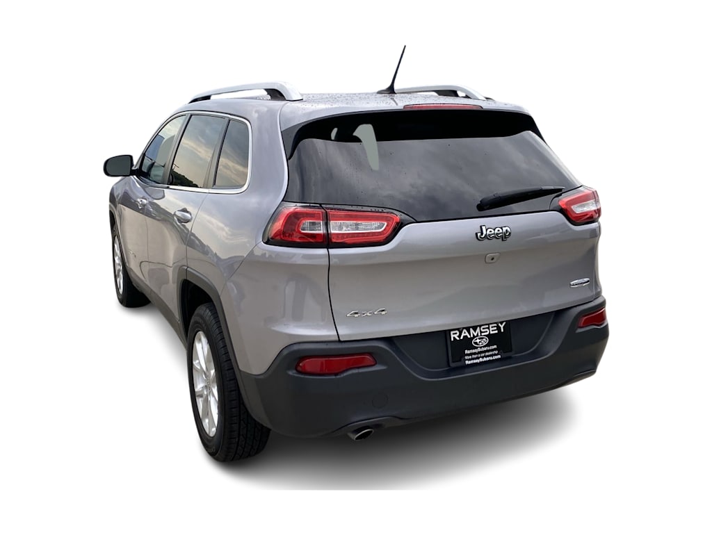 Thumbnail: 2018 Jeep Cherokee - 3