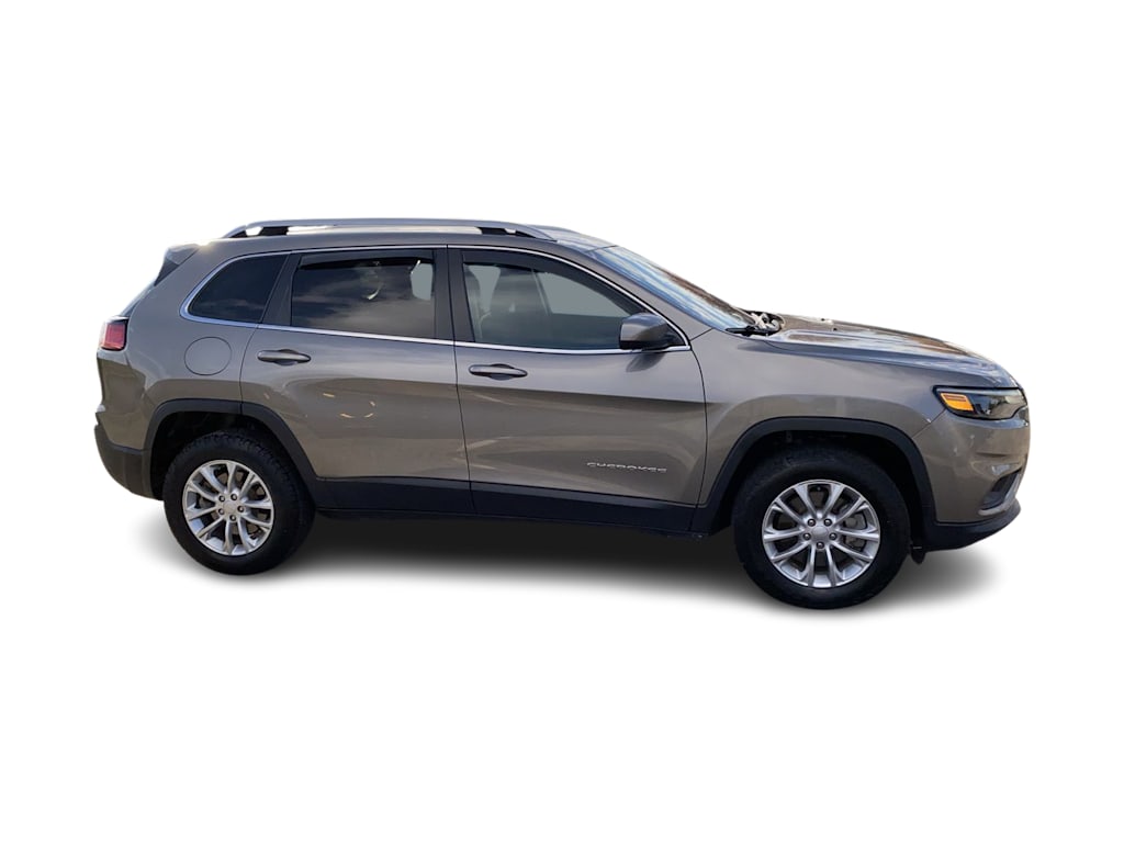 Thumbnail: 2019 Jeep Cherokee - 21