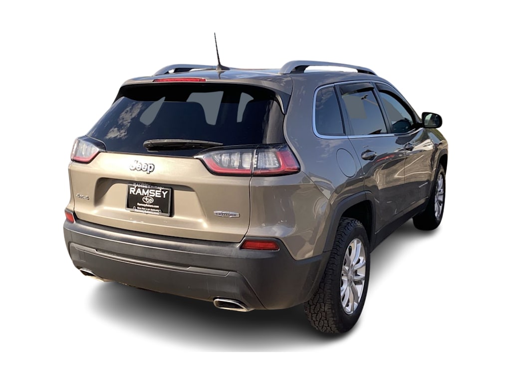 Thumbnail: 2019 Jeep Cherokee - 20