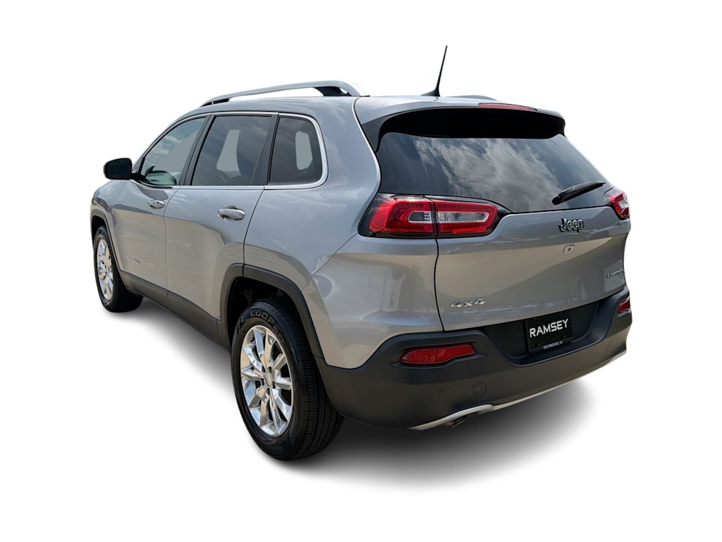 Thumbnail: 2017 Jeep Cherokee - 3