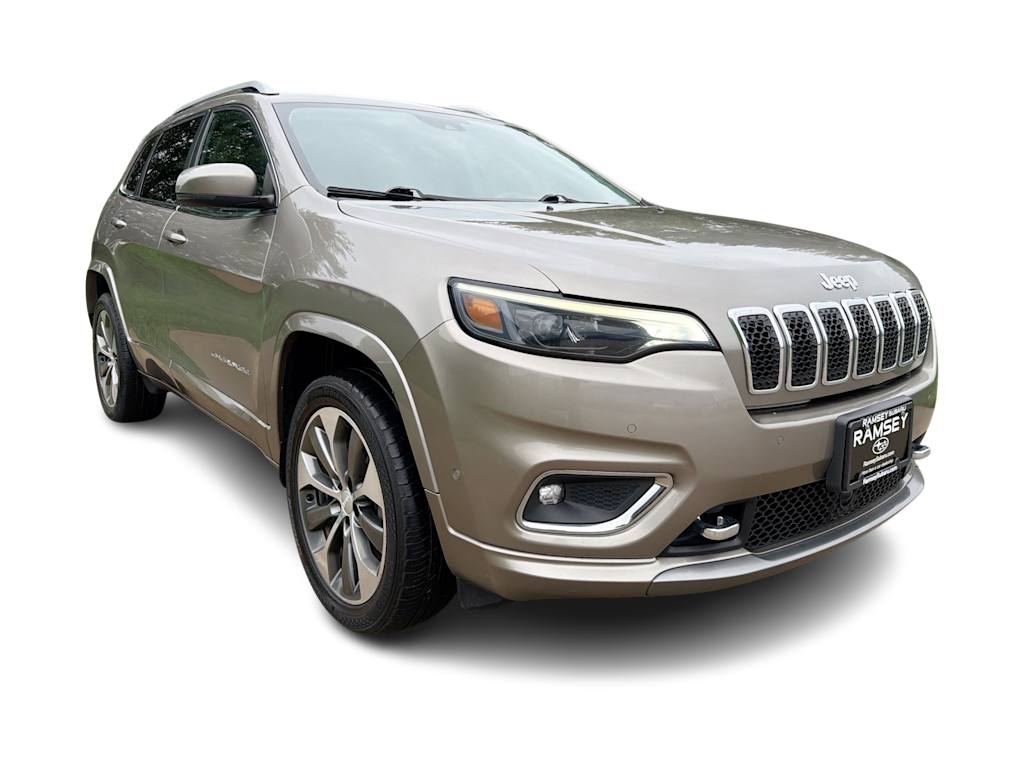 Thumbnail: 2019 Jeep Cherokee - 15