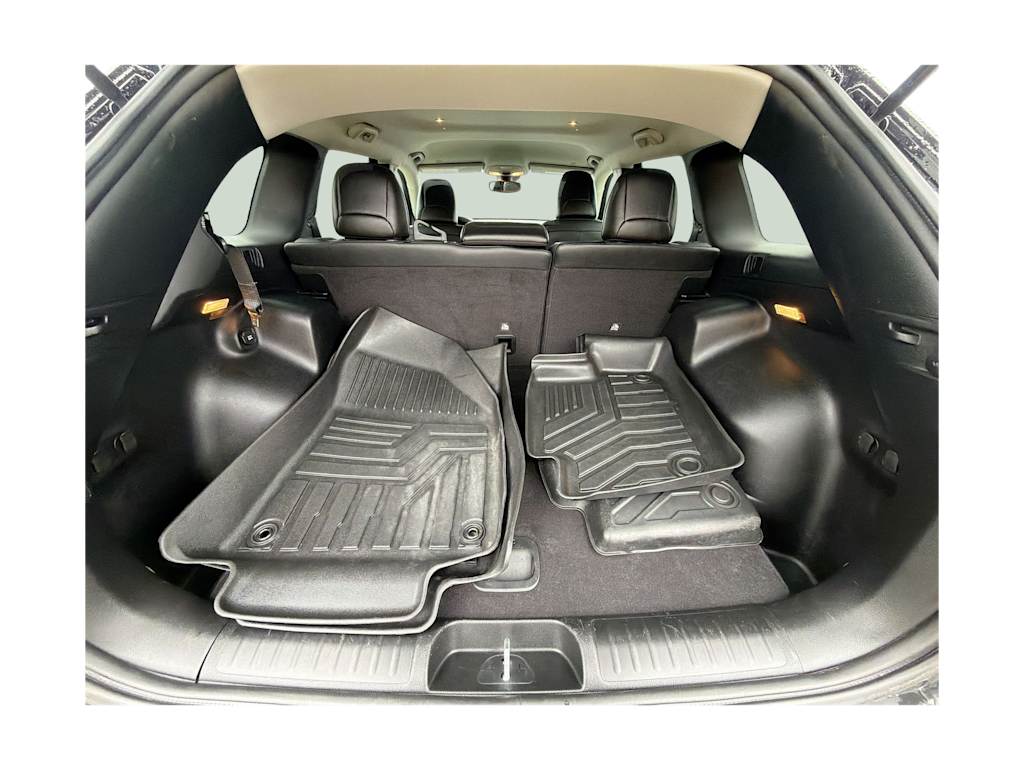 Thumbnail: 2021 Jeep Cherokee - 16