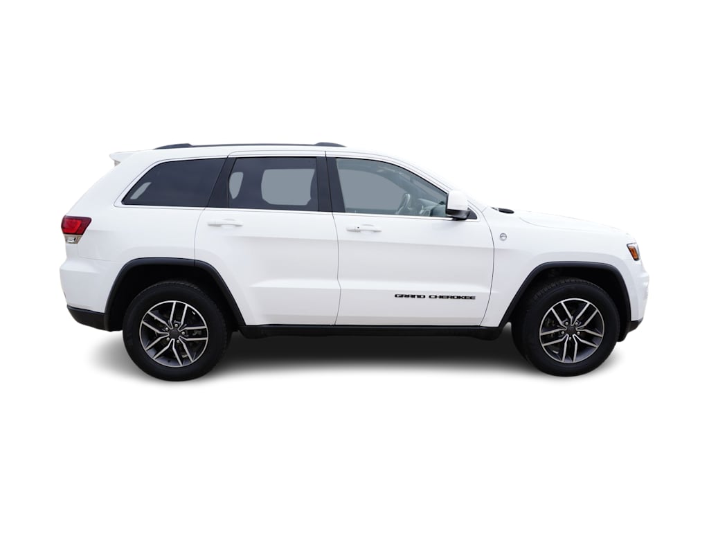 Thumbnail: 2020 Jeep Grand Cherokee - 20