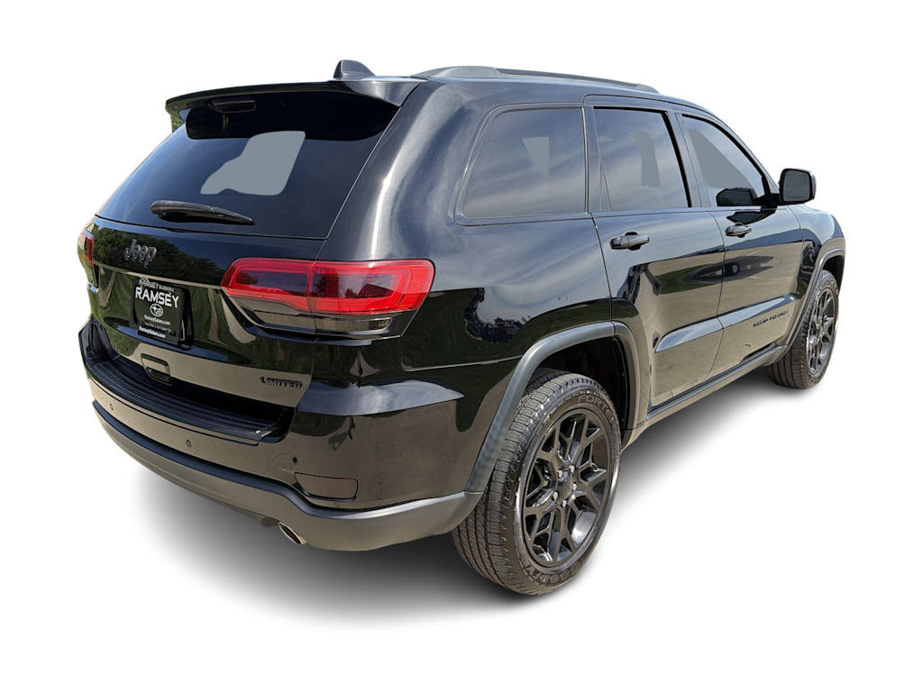 Thumbnail: 2019 Jeep Grand Cherokee - 20