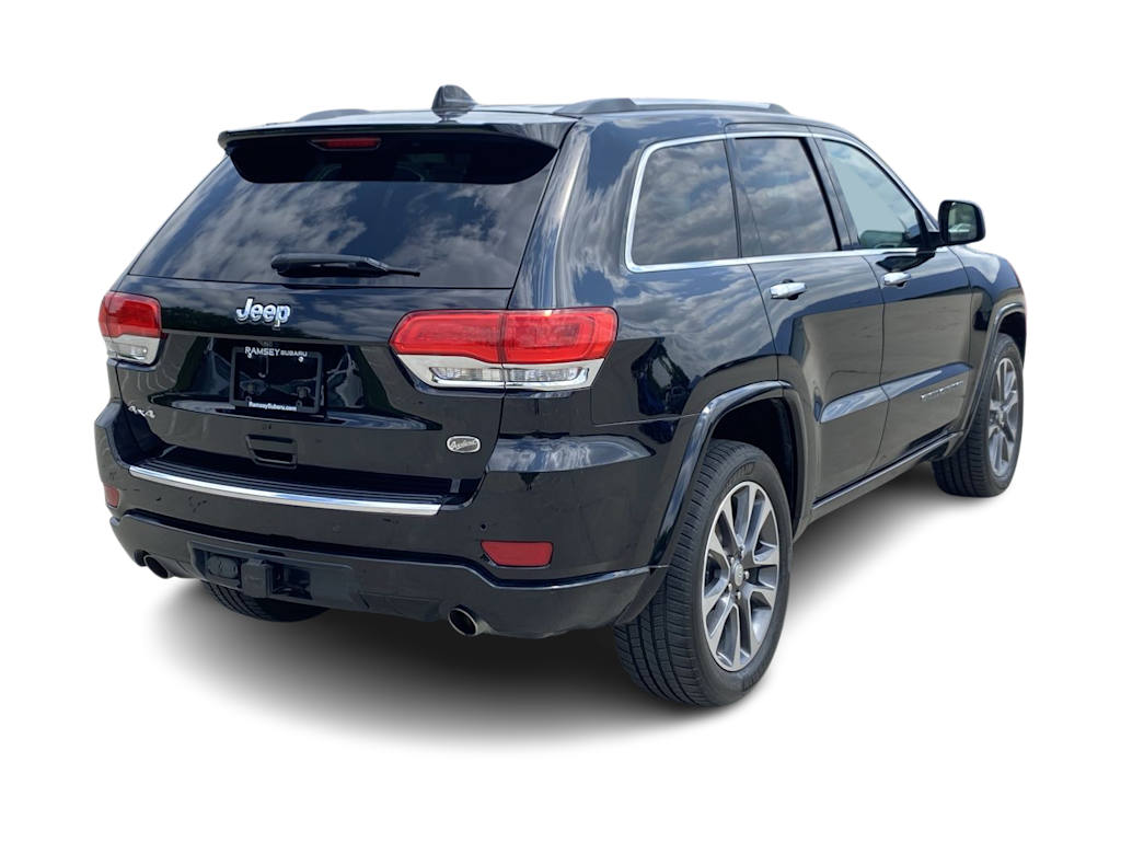 2018 Jeep Grand Cherokee Overland 20