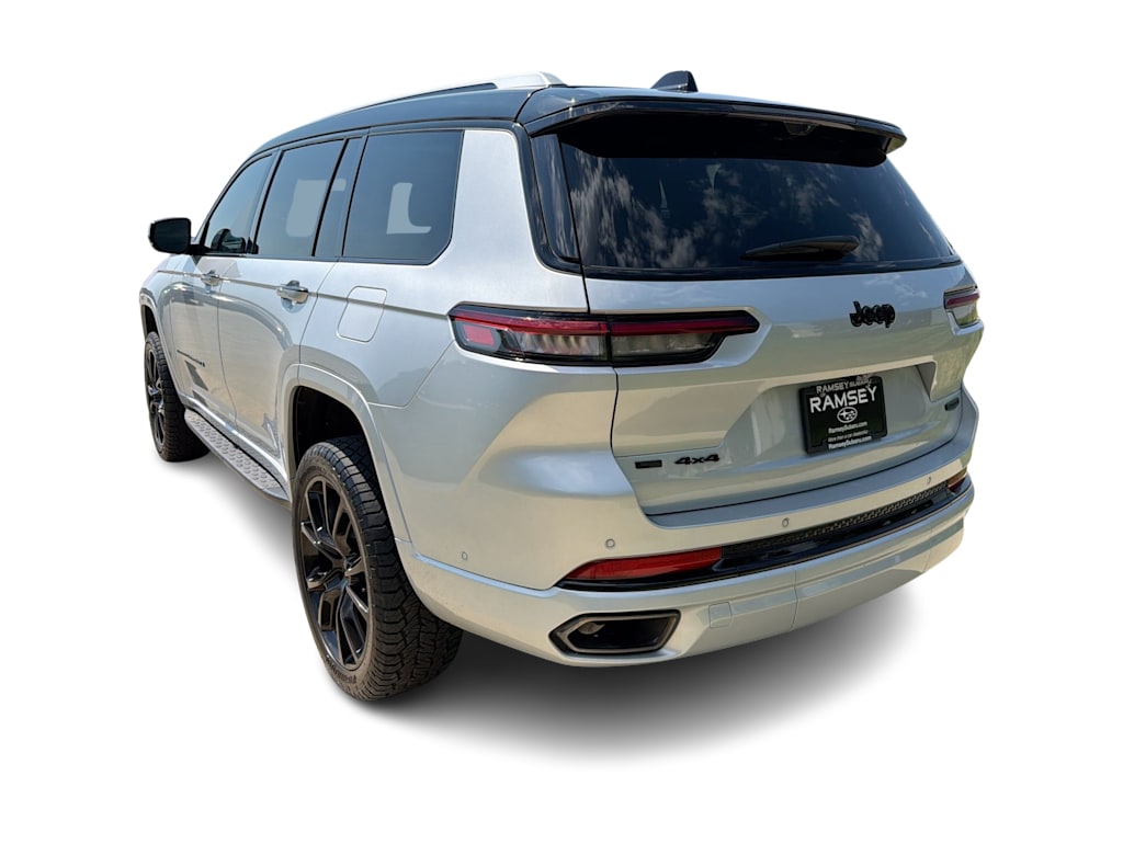 Thumbnail: 2023 Jeep Grand Cherokee L - 4