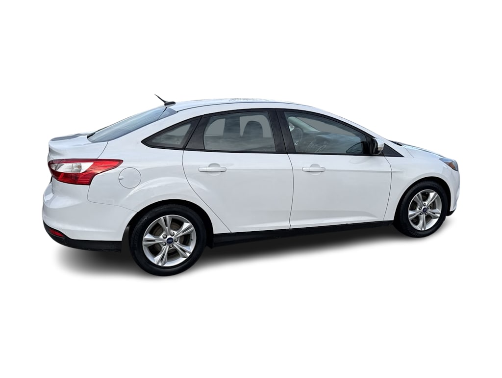 Thumbnail: 2014 Ford Focus - 22