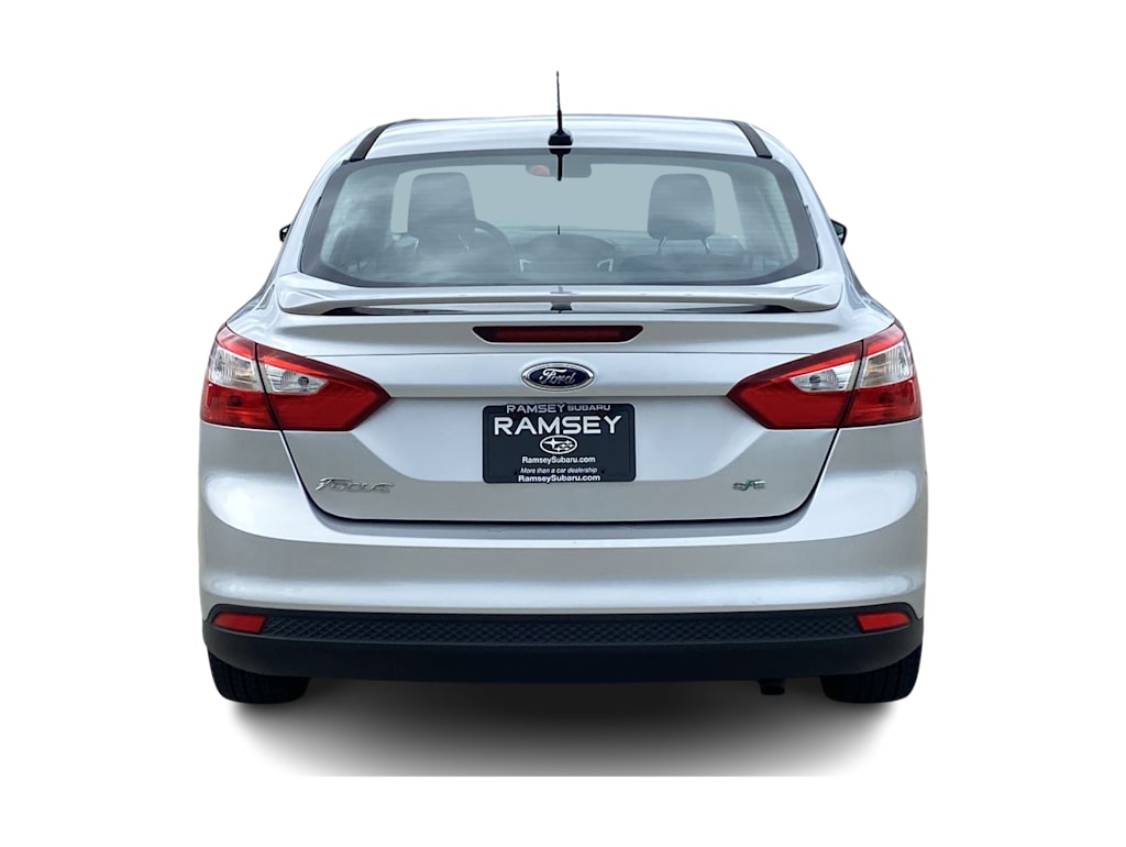 Thumbnail: 2012 Ford Focus - 4