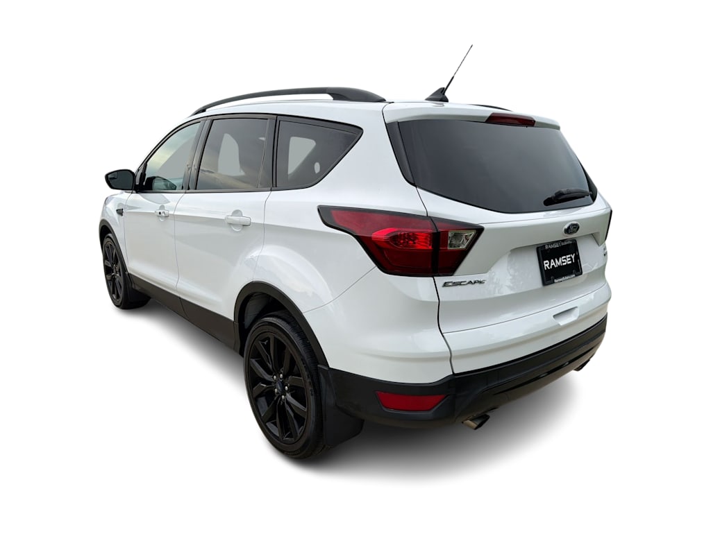 Thumbnail: 2019 Ford Escape - 4