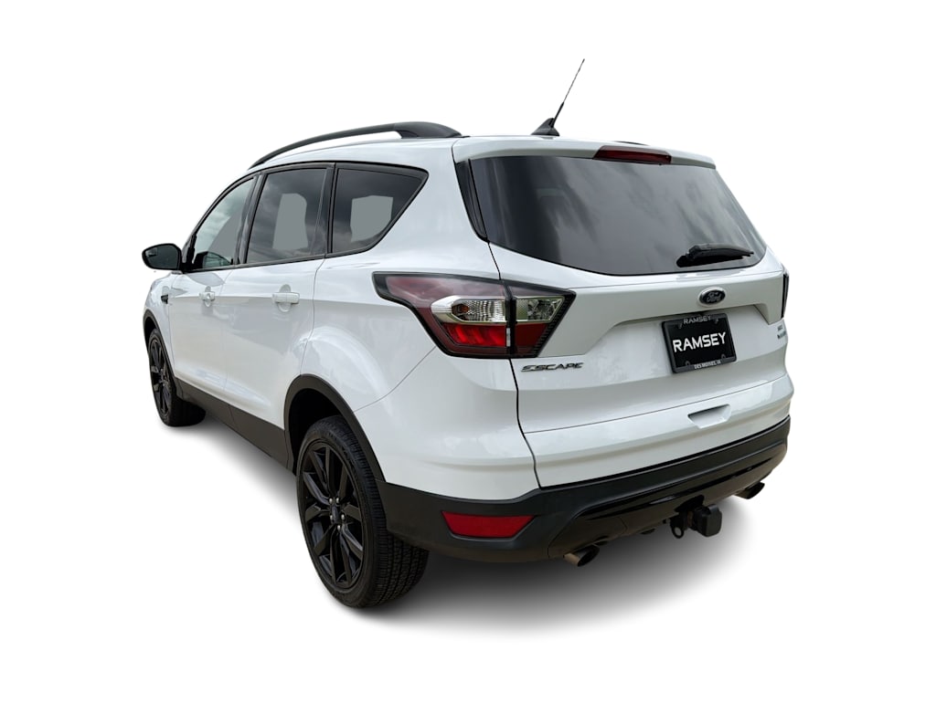 Thumbnail: 2018 Ford Escape - 3