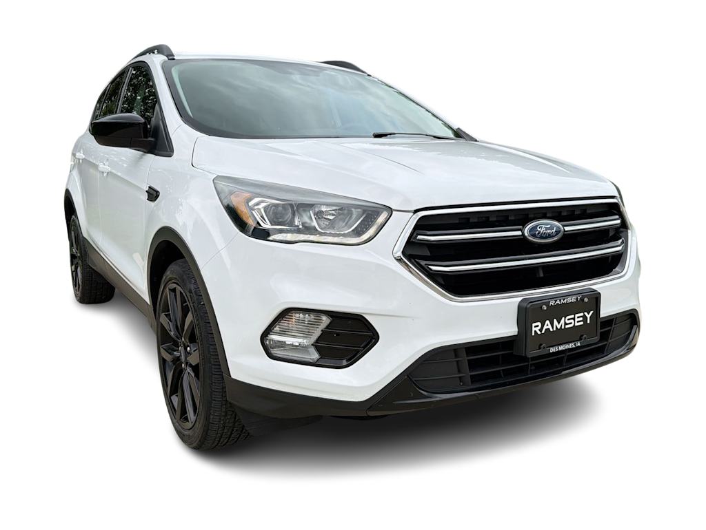 Thumbnail: 2018 Ford Escape - 21
