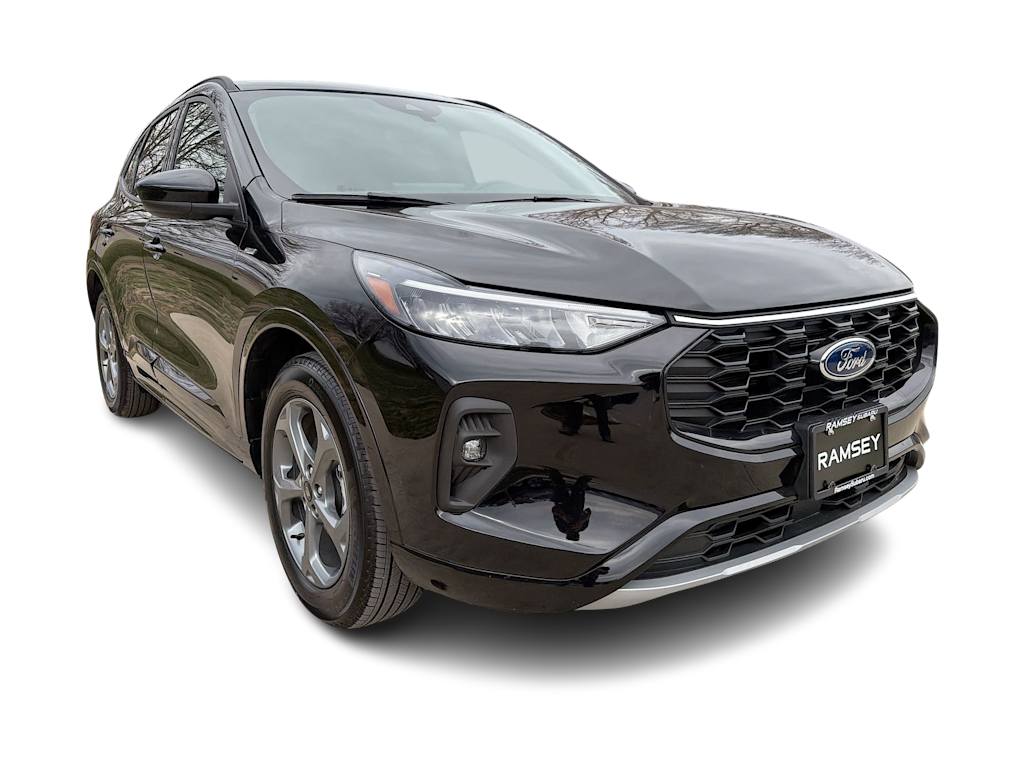 Thumbnail: 2023 Ford Escape - 21