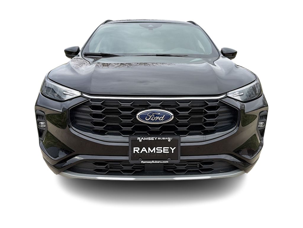 Thumbnail: 2023 Ford Escape - 6