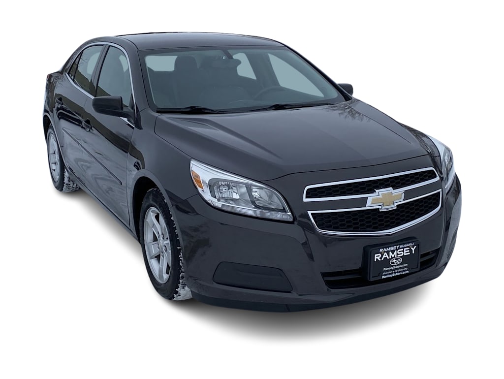 2013 Chevrolet Malibu LS 23