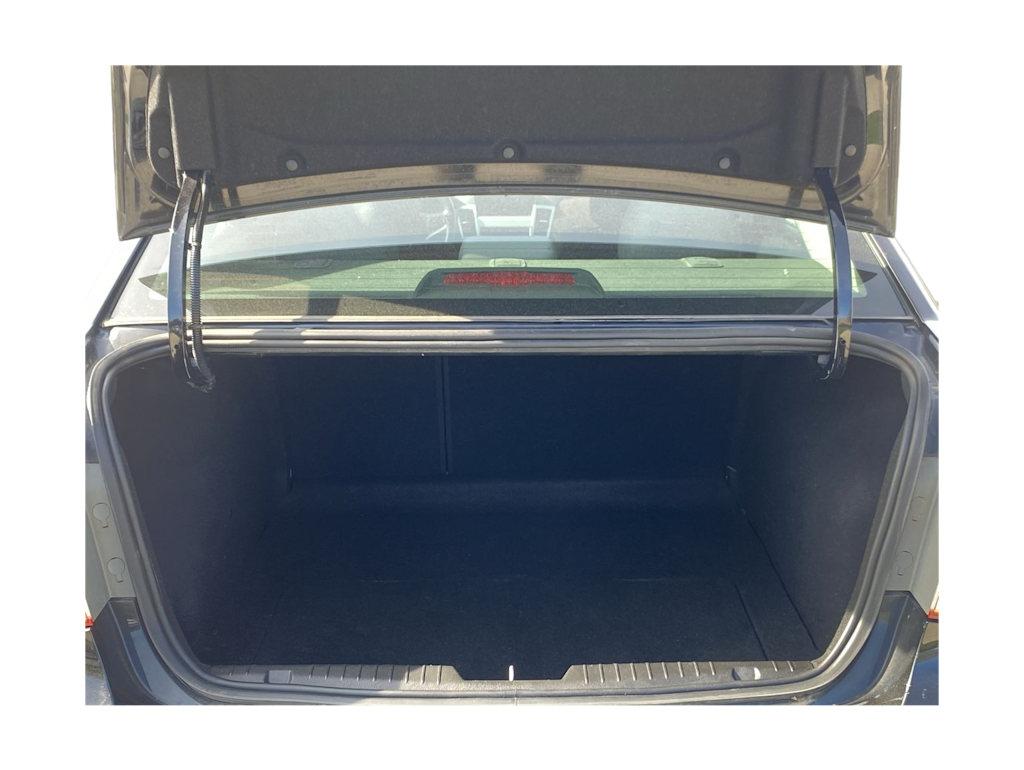 2011 Chevrolet Cruze LT 17