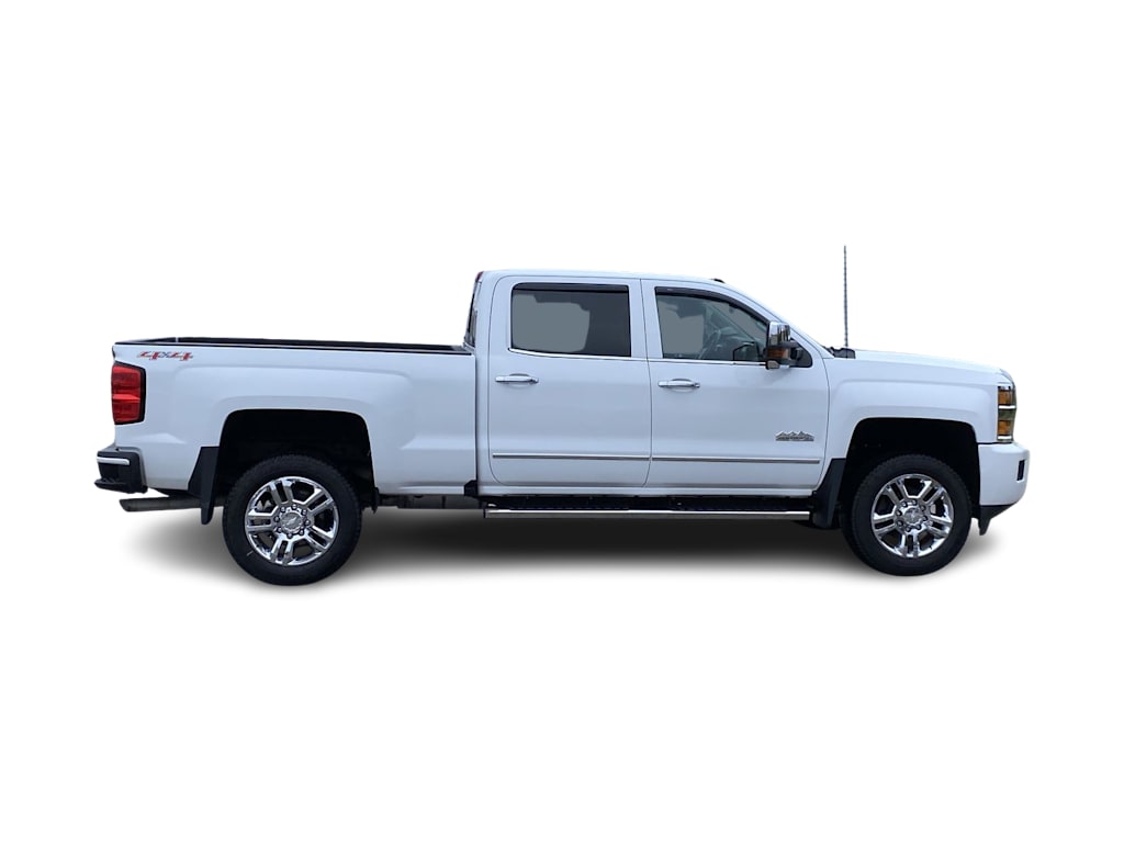 2017 Chevrolet Silverado 2500 High Country 21