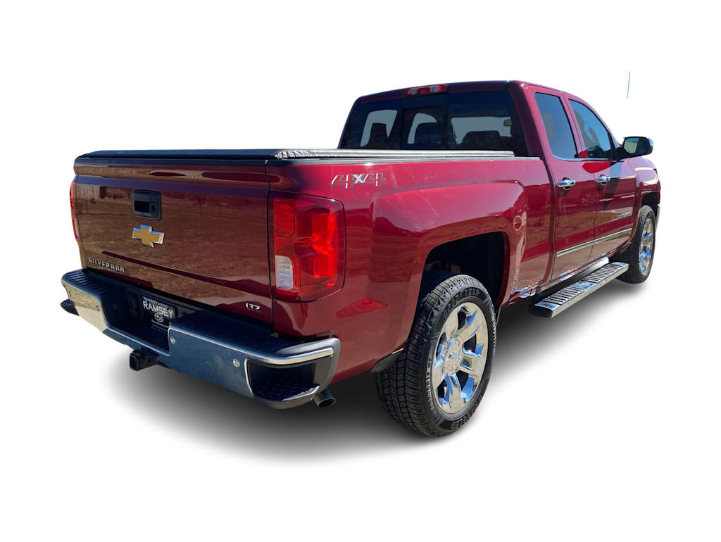 Thumbnail: 2018 Chevrolet Silverado 1500 - 17