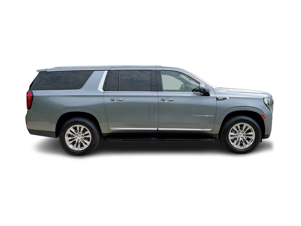 Thumbnail: 2022 GMC Yukon XL - 22