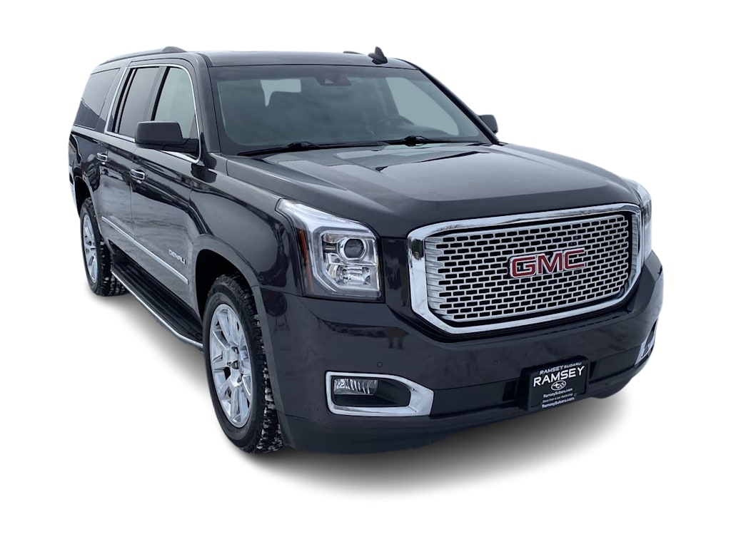 2016 GMC Yukon XL Denali 23