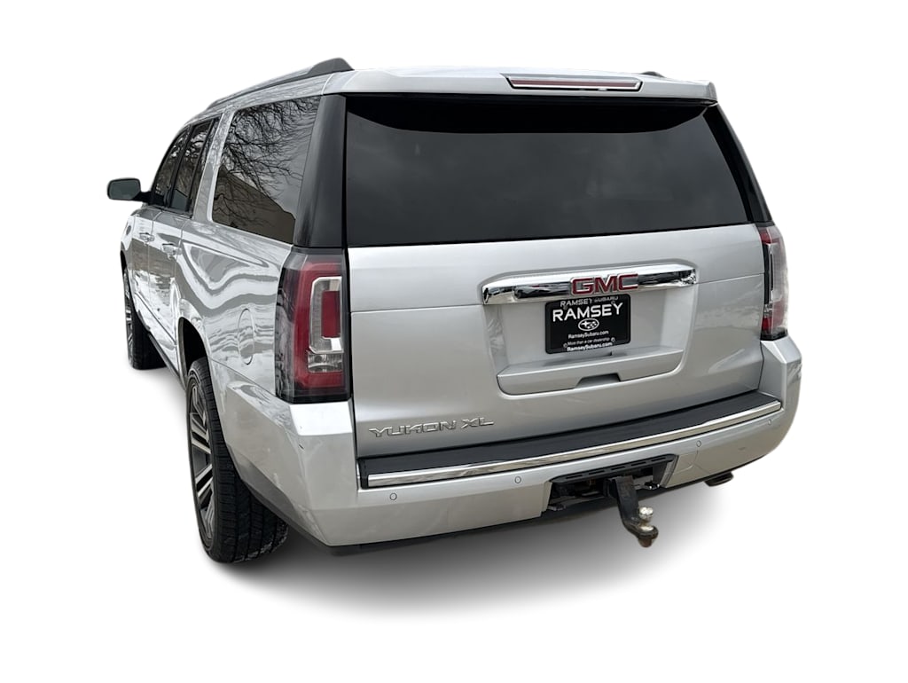 Thumbnail: 2020 GMC Yukon XL - 3