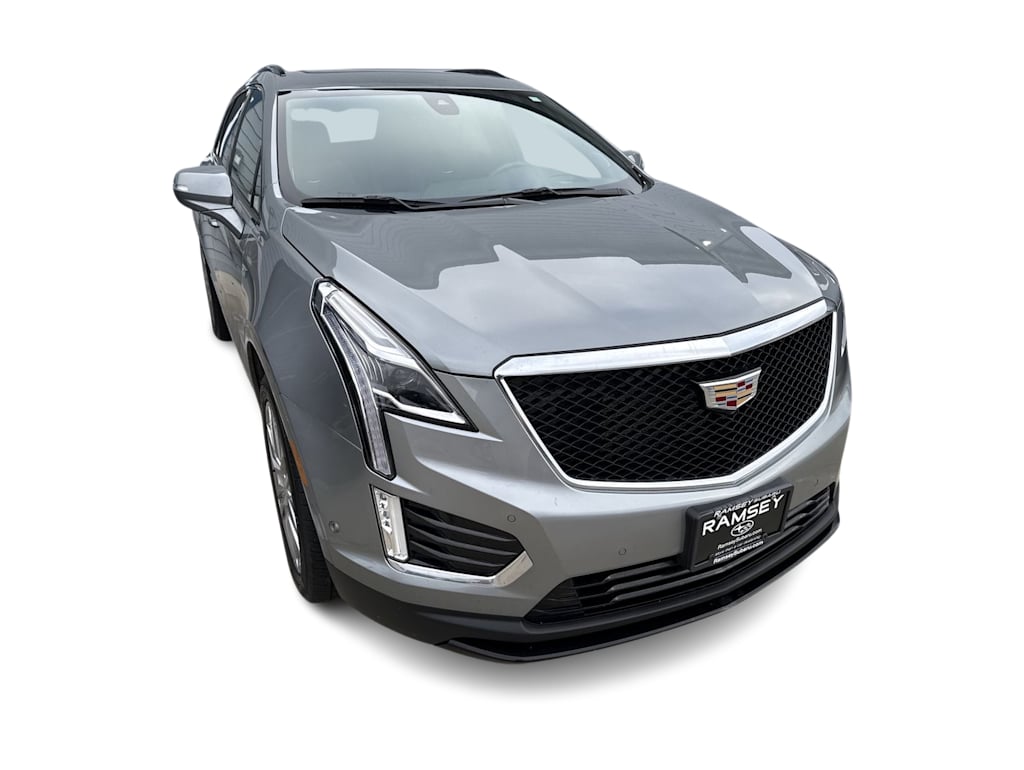 Thumbnail: 2023 Cadillac XT5 - 8