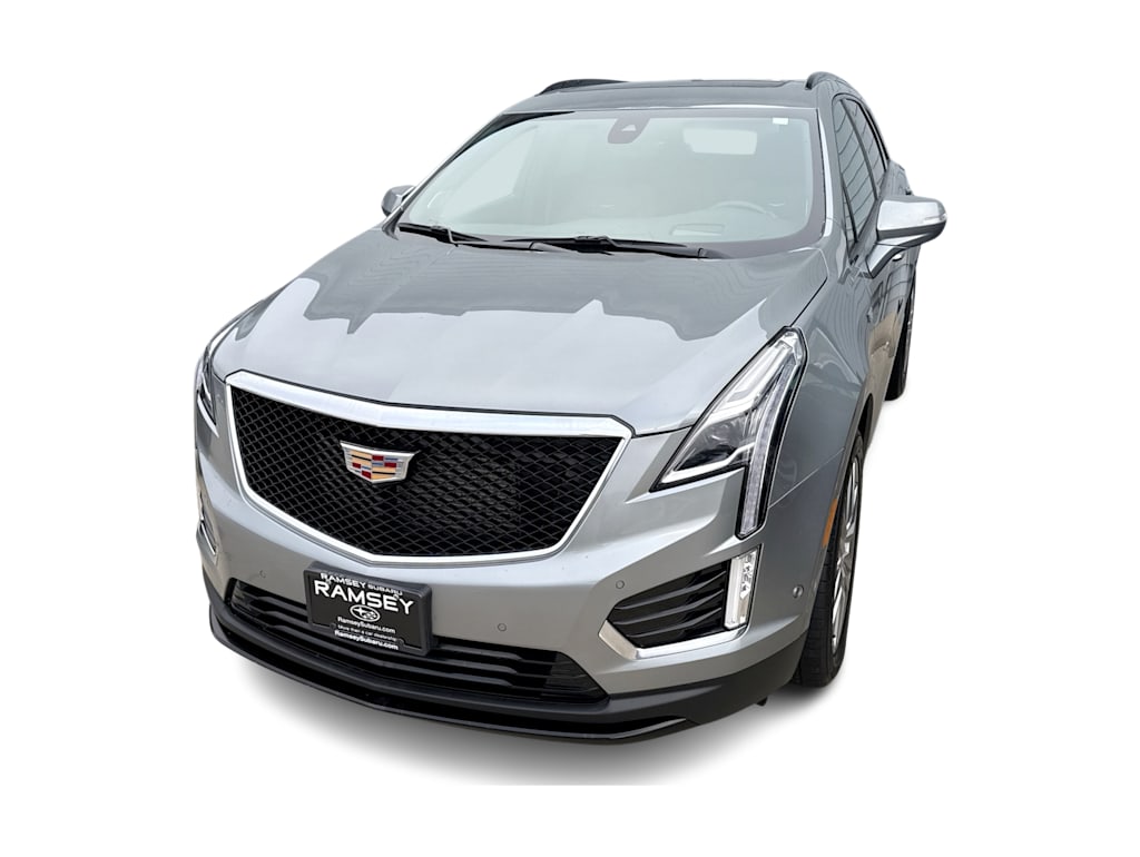 Thumbnail: 2023 Cadillac XT5 - 4