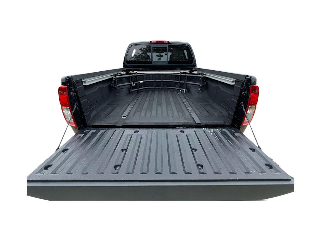 Thumbnail: 2018 Nissan Frontier - 17