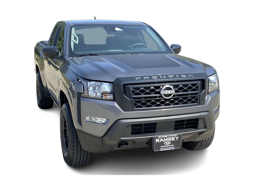 Thumbnail: 2024 Nissan Frontier - 22